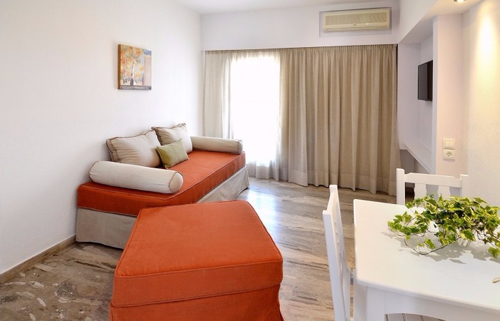 troulos_hotel57