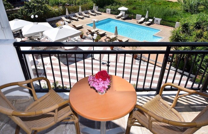 troulos_hotel60